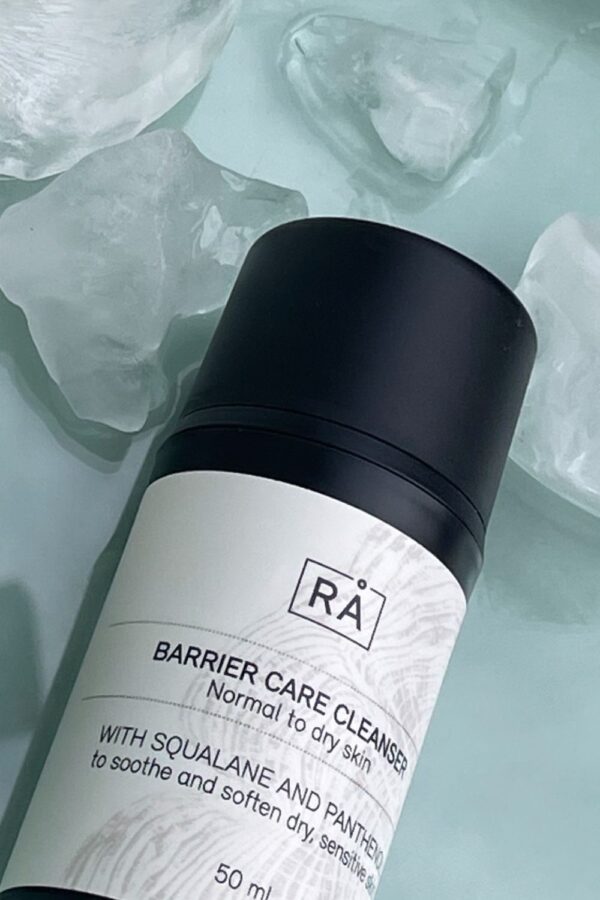 Barrier care cleanser
