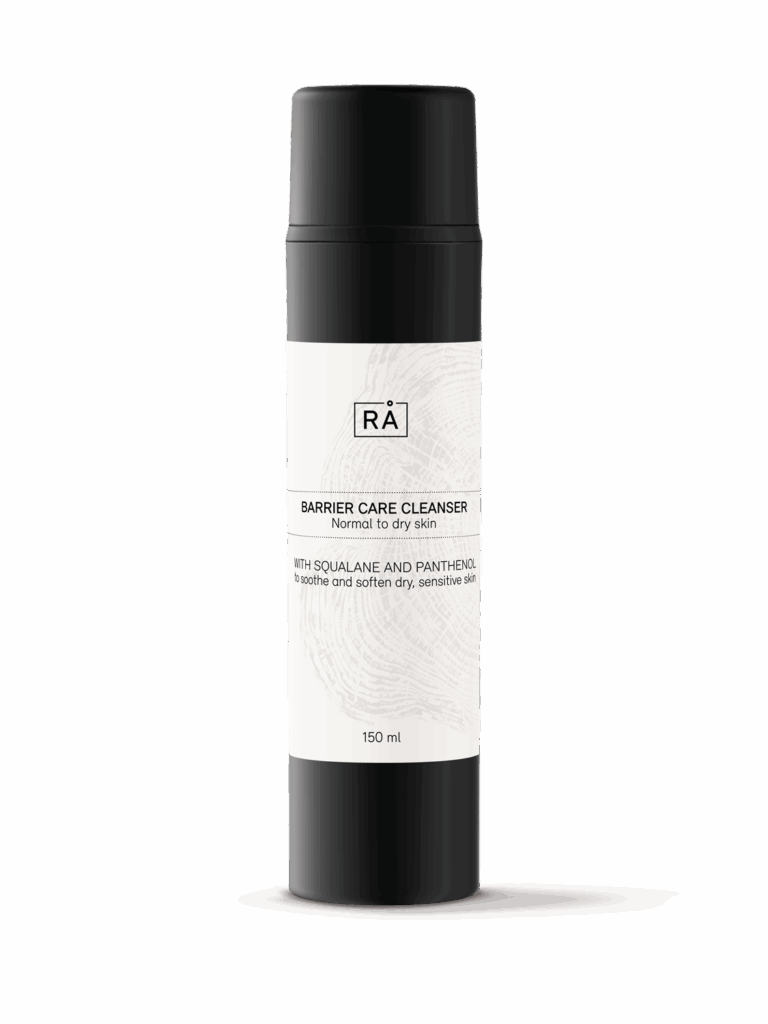 Mykgjørende rensemelk med niacinamide, squalane og panthenol som roer og mykgjør en sensitiv hud. Uten parfyme.