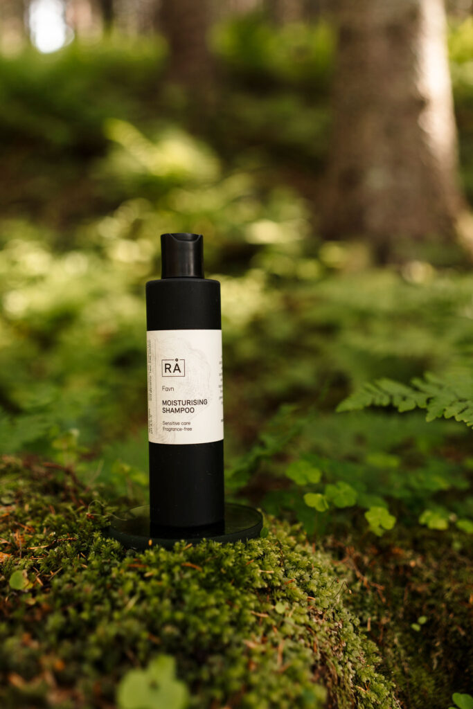 fragrance-free, vegan shampoo with a natural background