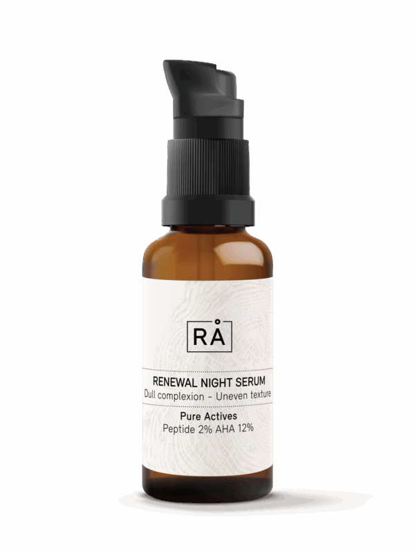 Serum med lavmollekylær hyaluronsyre, peptider og AHA som booster fukt og bedrer huden tekstur.
