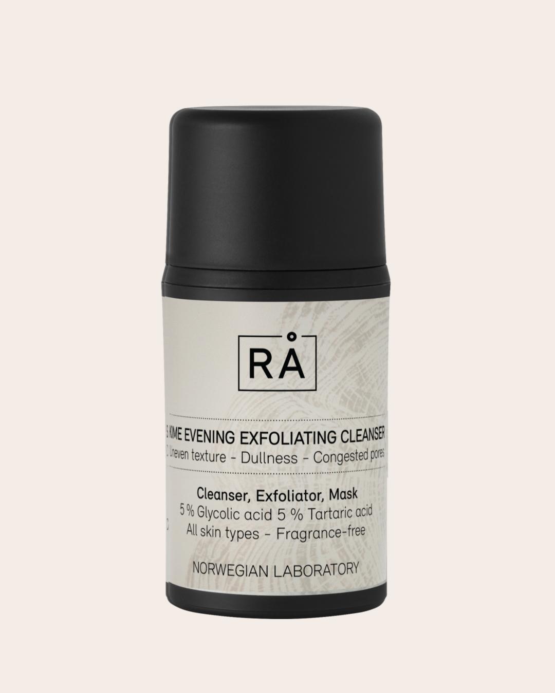Produktbilde av sort flaske med beige etikett av rens, peeling, maske med AHA