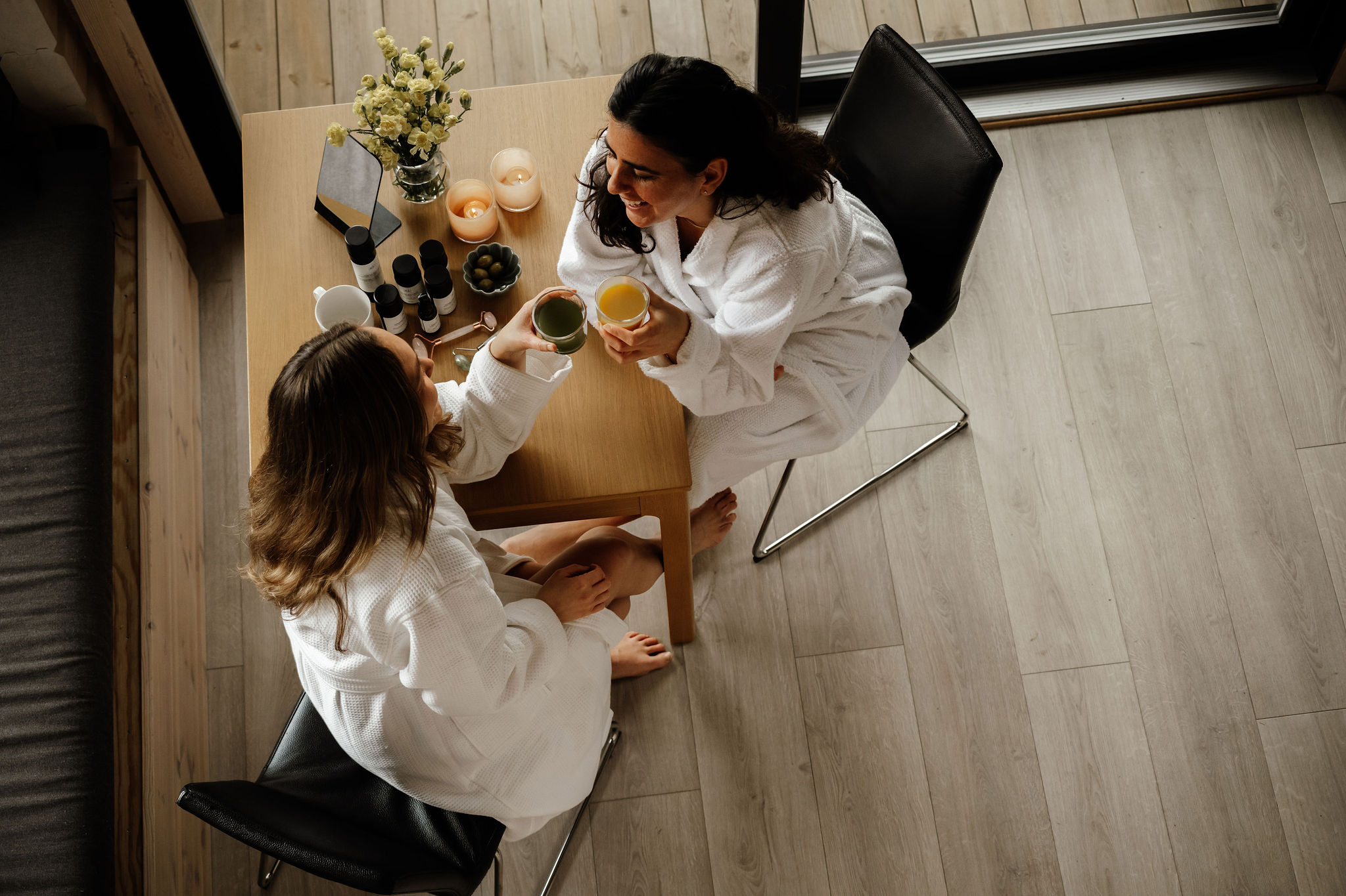 LAUV treetop cabins x RÅ Sevje body care